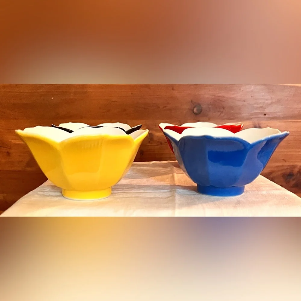 Rare Vtg MCM Japanese Porcelain Lotus Bowls Primary Colors Set of 4 Rare Mint